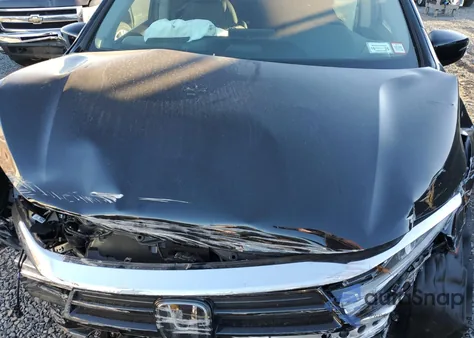 2024 Honda Odyssey Touring из США, поврежденный, VIN 5FNRL6H81RB002382